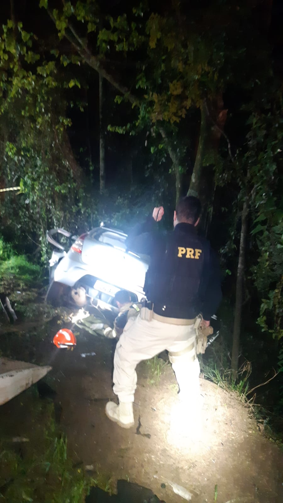 Homem morre em colisão frontal entre carro e caminhão na BR-285, em Panambi