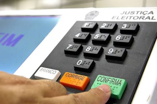 Termina na quinta-feira prazo para solicitação de voto em trânsito