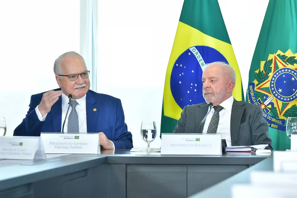 Fachin promete fim do inquérito das fake news, aberto no STF há 7 anos sob relatoria de Moraes
