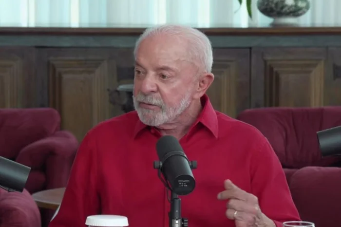 Lula rebate críticas de Flávio Bolsonaro e nega ter indicado Moraes ao STF