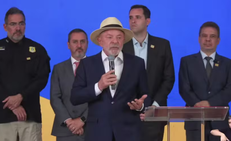 Lula rejeita classificação do PCC e do CV como terroristas feita pelos EUA