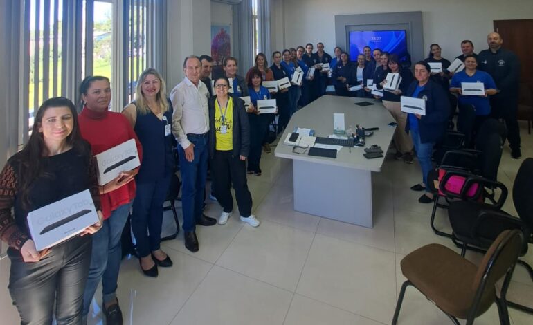 Entre-Ijuís moderniza atendimento na Saúde com novos tablets para Agentes Comunitários de Saúde
