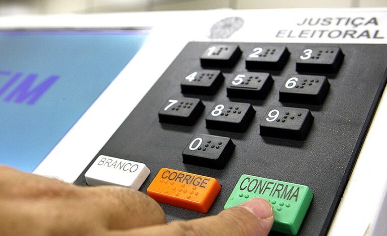 Quaest mostra Lula com 37% e Flávio com 29% no primeiro turno; Cury tem 10%
