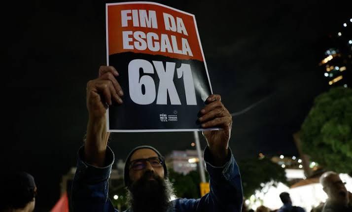 PEC do fim da escala 6×1 é aprovada na CCJ do Senado; veja próximos passos