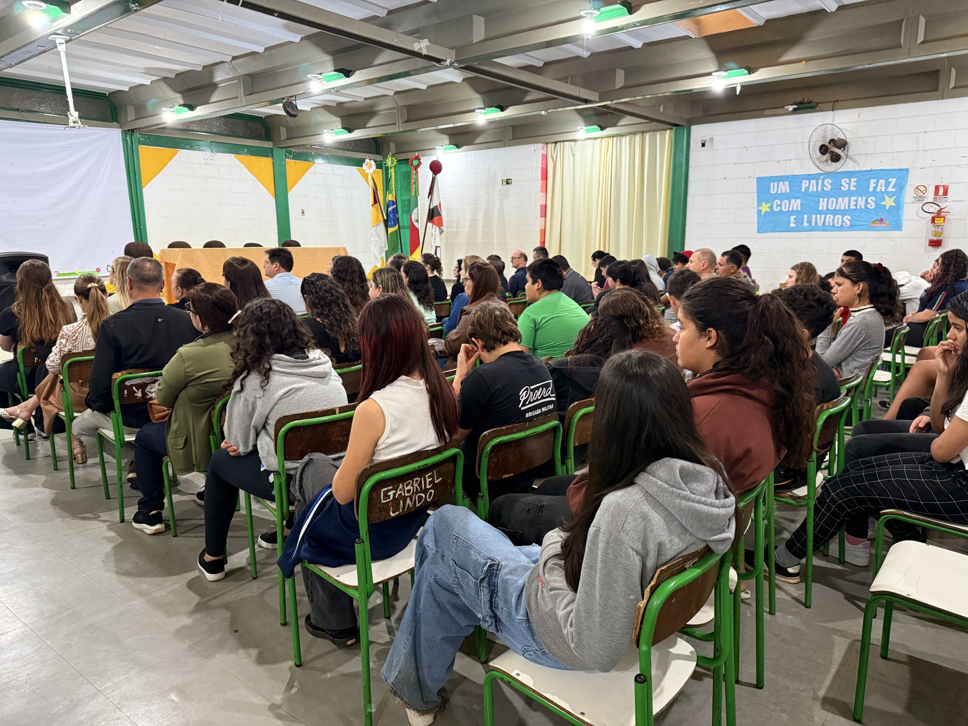 Projeto Escola Sustentável começa a ser implantado em cinco escolas de Santo Ângelo