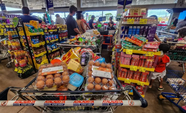 Consumo de alimentos cresce após proibição das bets no país, diz Abras