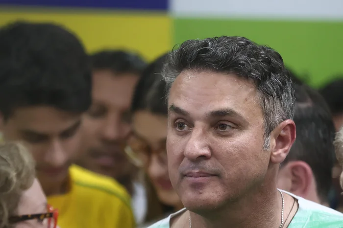 Leite e Zucco marcam primeira reunião de transição de governo