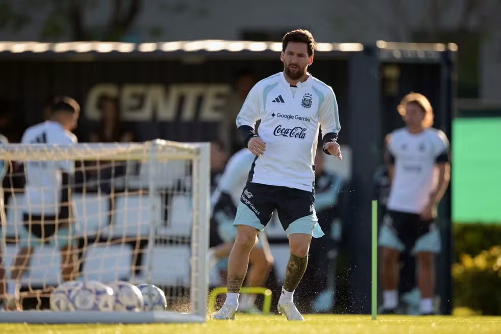 Messi se despede da seleção argentina nesta terça-feira em amistoso contra Benim