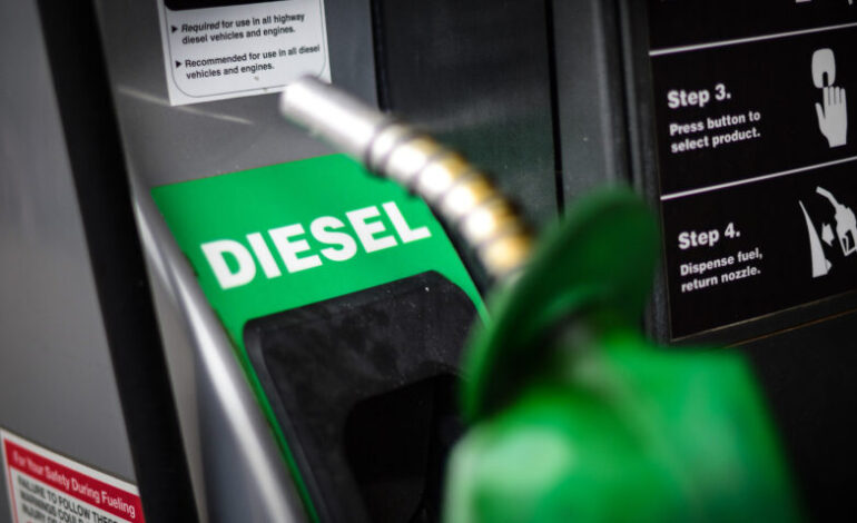 Governo prorroga subvenção ao diesel por mais 30 dias