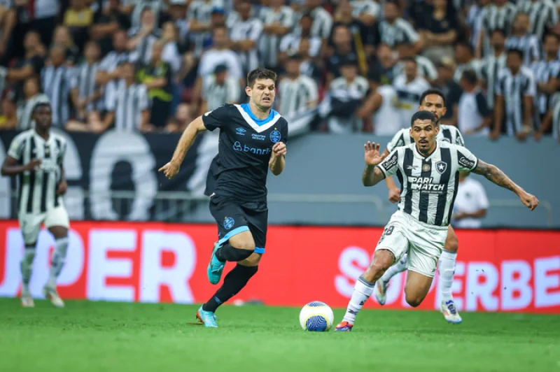 Grêmio segura empate com o líder Botafogo e conquista ponto importante no Brasileirão
