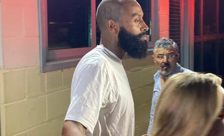 Nego Di deixa prisão após mais de 130 dias