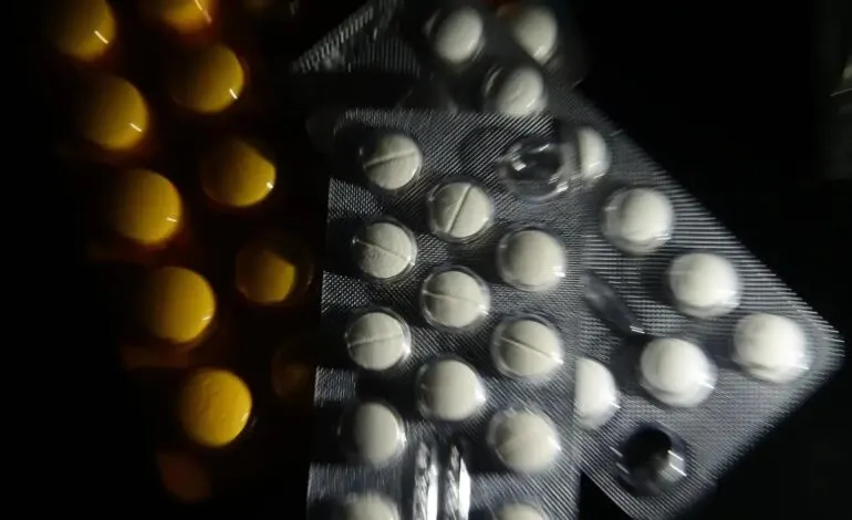 Projeto que isenta medicamentos do imposto de importação vai à sanção