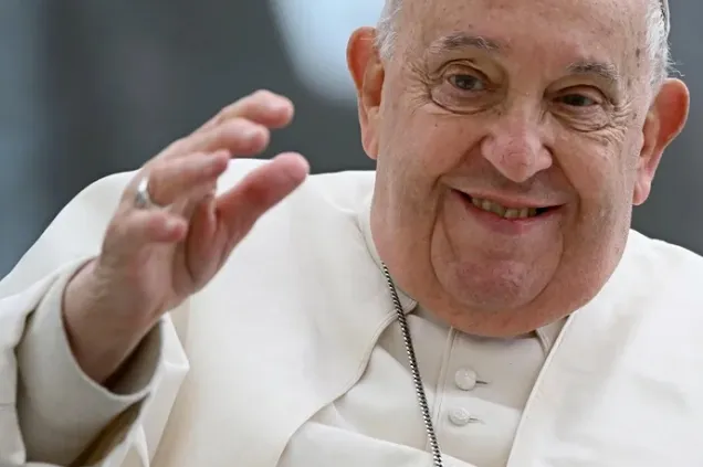 Há um mês no hospital, papa Francisco segue sem previsão de alta