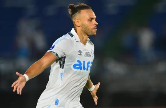 Pressionado, Grêmio entra em campo contra o Mirassol nesta quarta