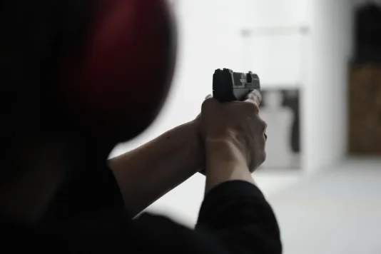 Comissão do Senado aprova projeto que concede porte de arma para advogados