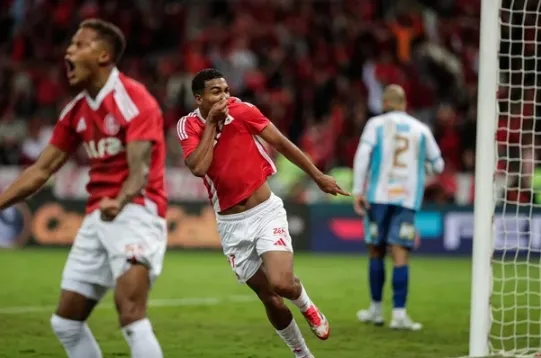 Na insistência, Inter vence o Maracanã na estreia na Copa do Brasil