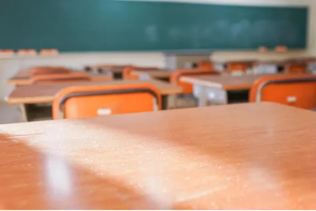 Concurso que irá selecionar 6 mil professores para a rede estadual terá edital divulgado em junho