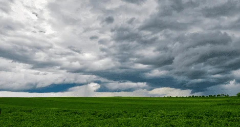 Instabilidade, ventos fortes e frio marcam a segunda-feira na região