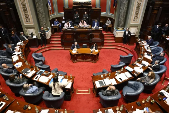 Uruguai aprova lei de eutanásia por ampla maioria no Senado
