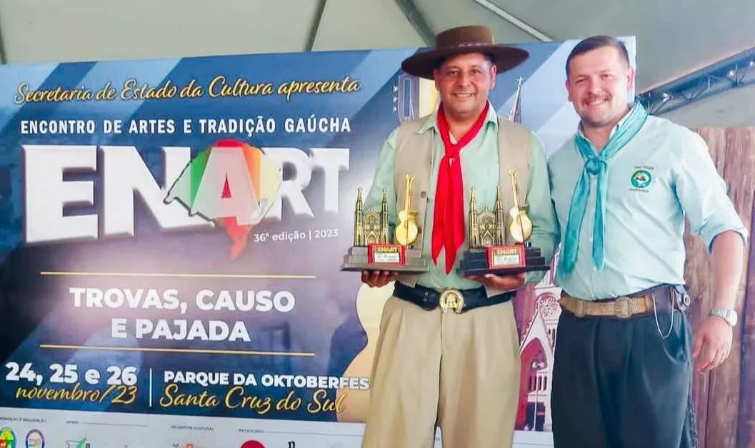 Trovador Márcio Carvalho conquista o título do Enart 2025 na Trova Gaúcha estilo Gildo de Freitas