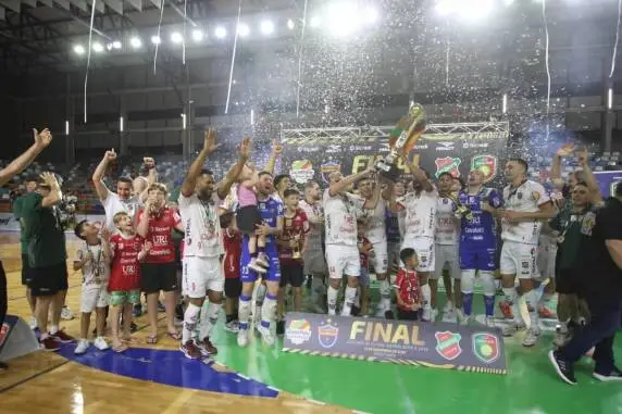 De virada, Atlântico vence Passo Fundo e é tricampeão gaúcho de futsal