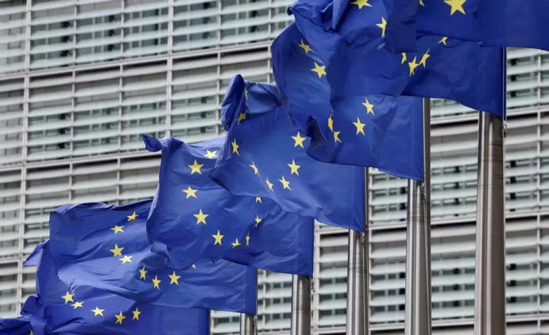 União Europeia aprova pacote que endurece regras migratórias e prevê centros de retorno fora do bloco