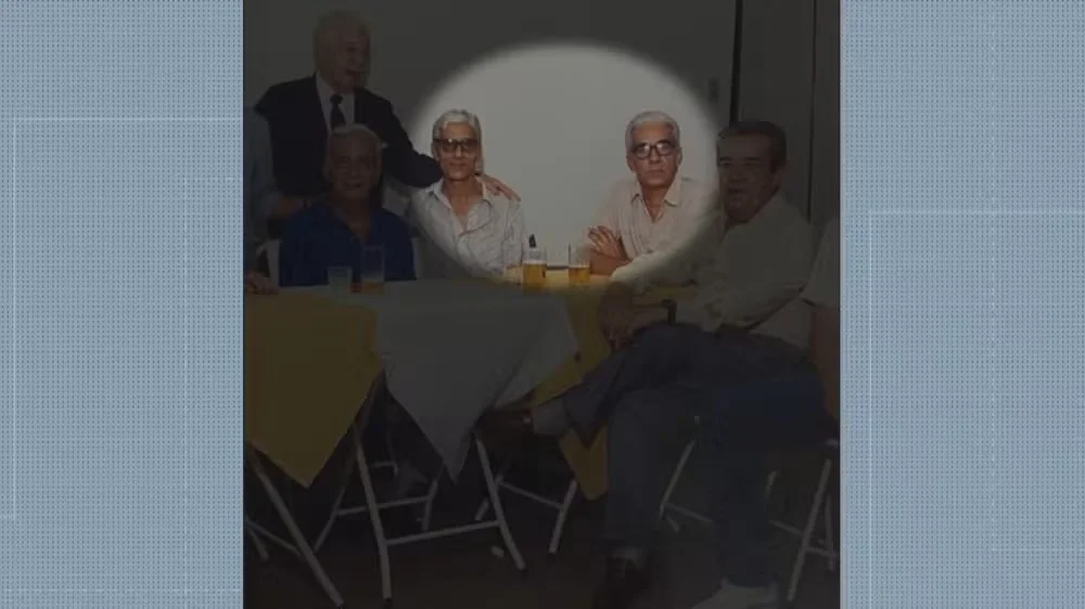 Idoso de 97 anos tem aposentadoria cortada após INSS confundir óbito de irmão gêmeo