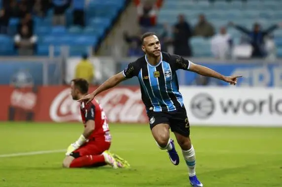Grêmio vence Palestino e decidirá primeiro lugar do Grupo F da Sul-Americana na Arena