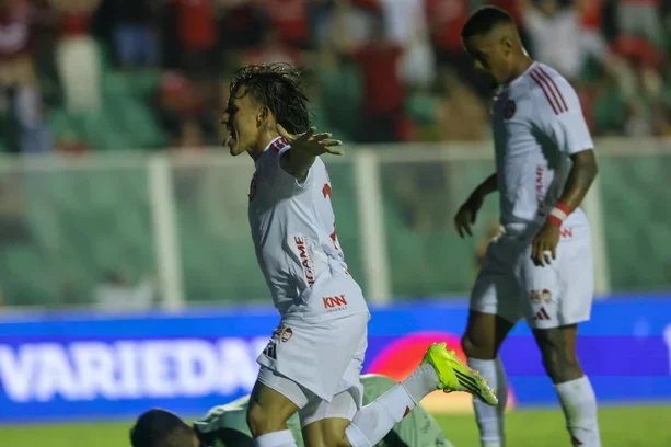 Inter recebe o Athletic-MG para confirmar vaga nas quartas da Copa do Brasil