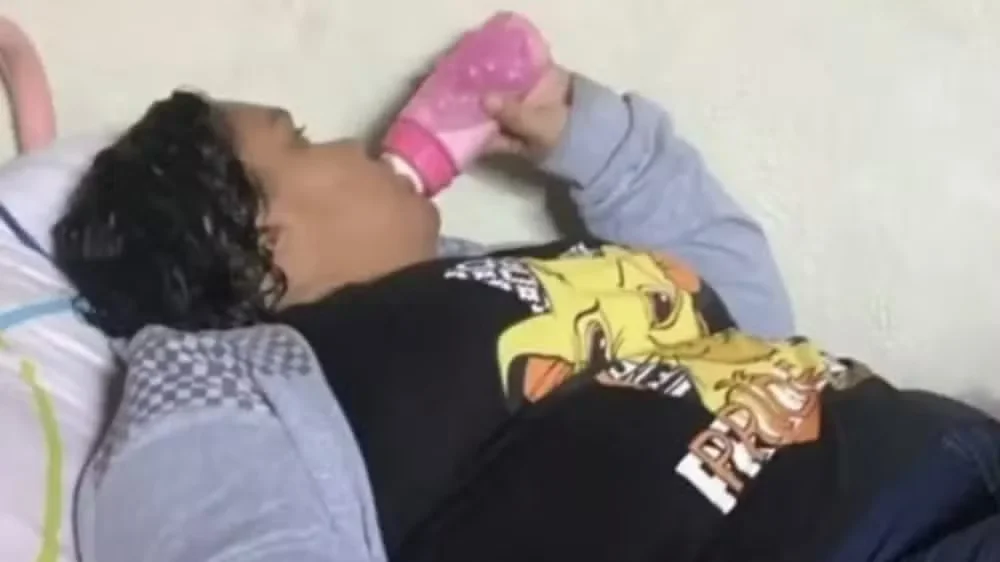 Mulher que fingia ser adolescente foi diagnosticada com ‘transtorno factício e pseudologia fantástica’ em 2022