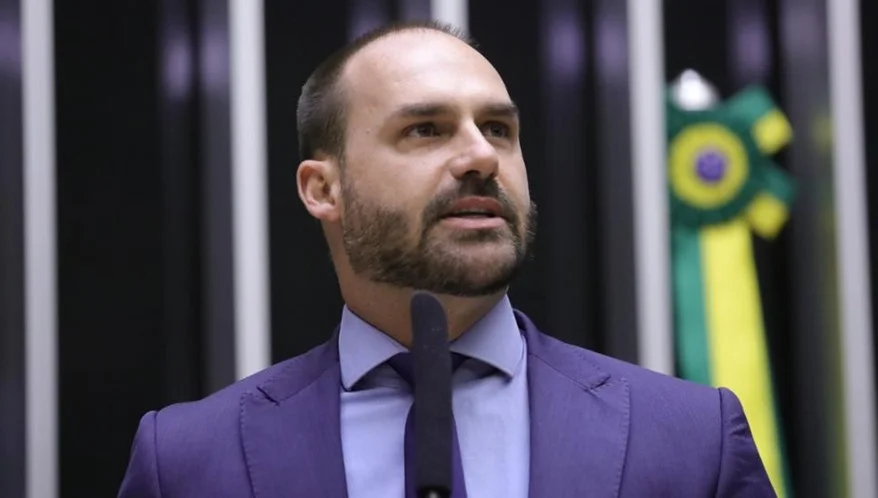 STF condena Eduardo Bolsonaro por coação em processo sobre trama golpista