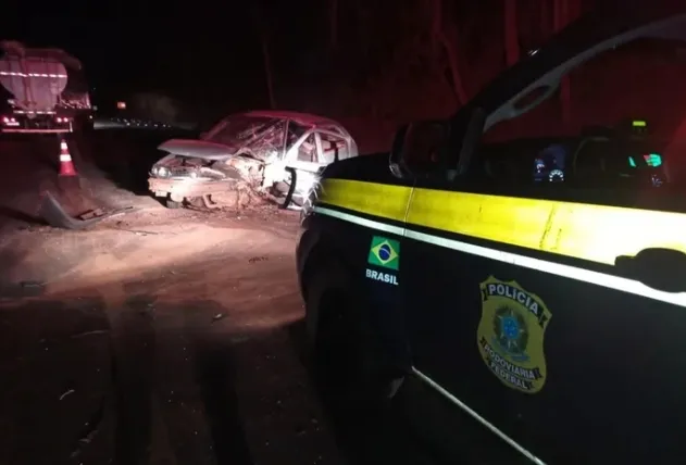 Homem morre em colisão frontal entre dois carros na BR-285, em Bozano