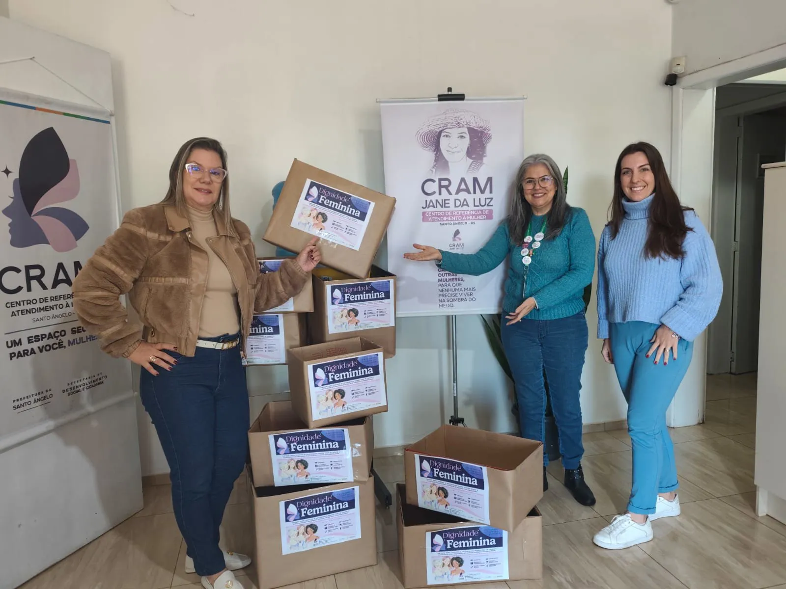 Campanha Dignidade Feminina mobiliza comunidade em apoio a mulheres em situação de vulnerabilidade