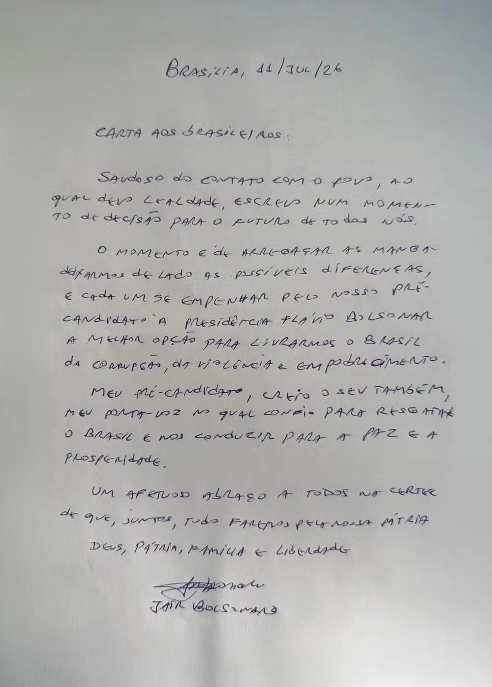 Defesa diz ao STF que Bolsonaro não sabia da divulgação de carta por Flávio