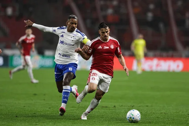 Inter visita o Athletico-PR em busca da recuperação no Brasileirão