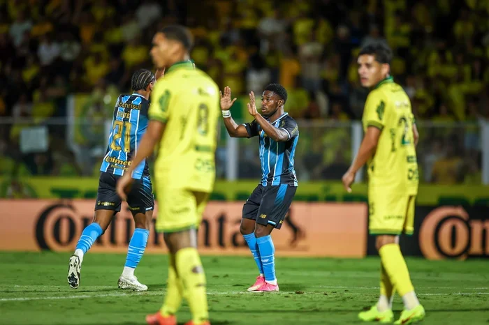 Grêmio recebe o Mirassol em busca da vaga nas quartas da Copa do Brasil