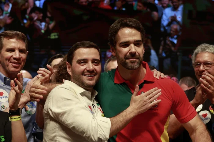 Justiça Eleitoral suspende propaganda de Gabriel Souza por excesso de participação de apoiador