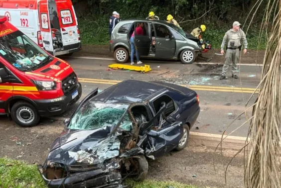 Homem morre após colisão frontal entre dois carros em Boa Vista do Buricá