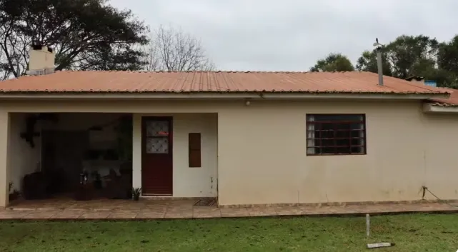 Neto encontra casal de idosos morto dentro de casa em Salto do Jacuí