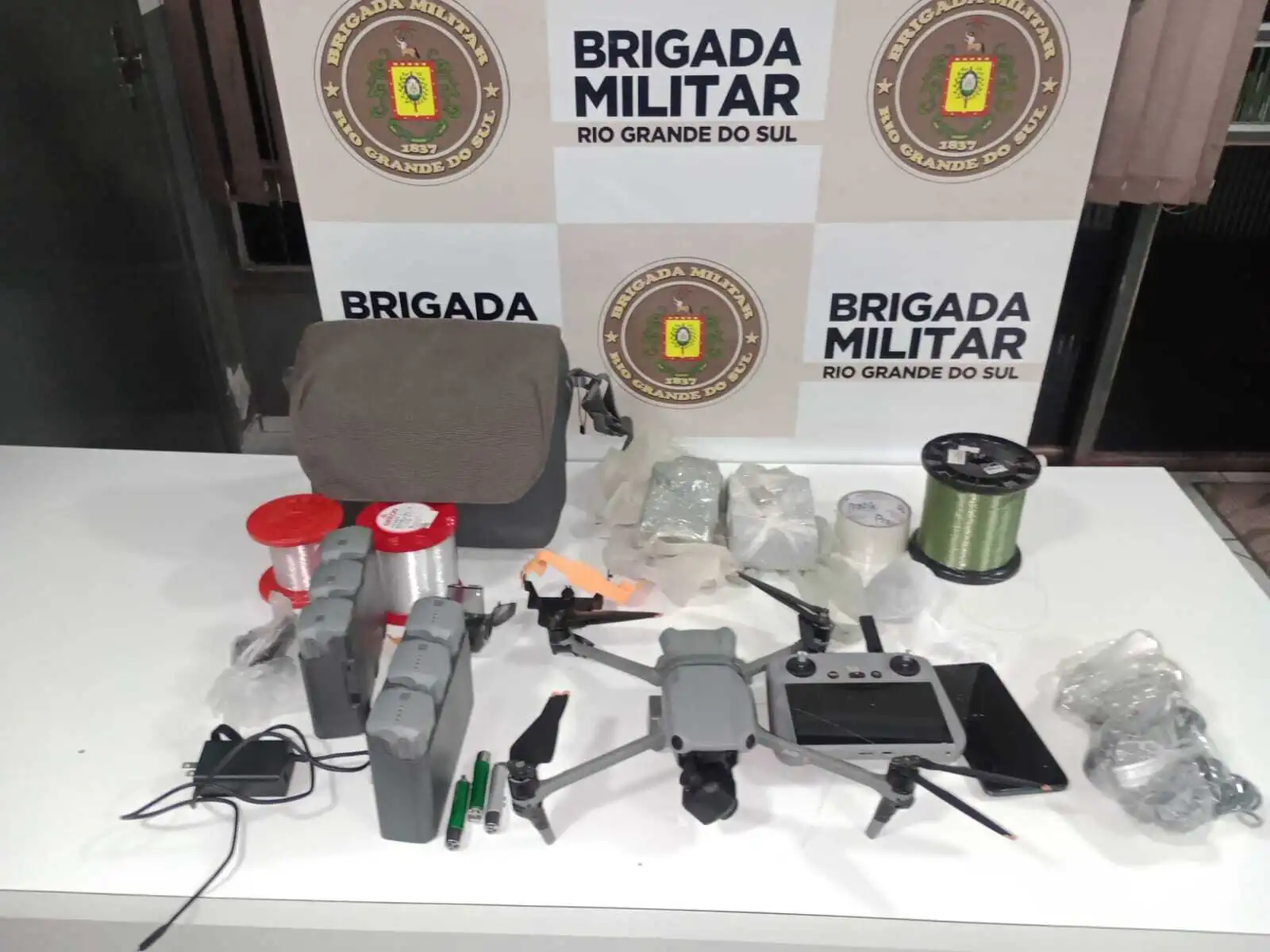 Dois homens são presos, entorpecentes e drone são apreendidos em São Luiz Gonzaga