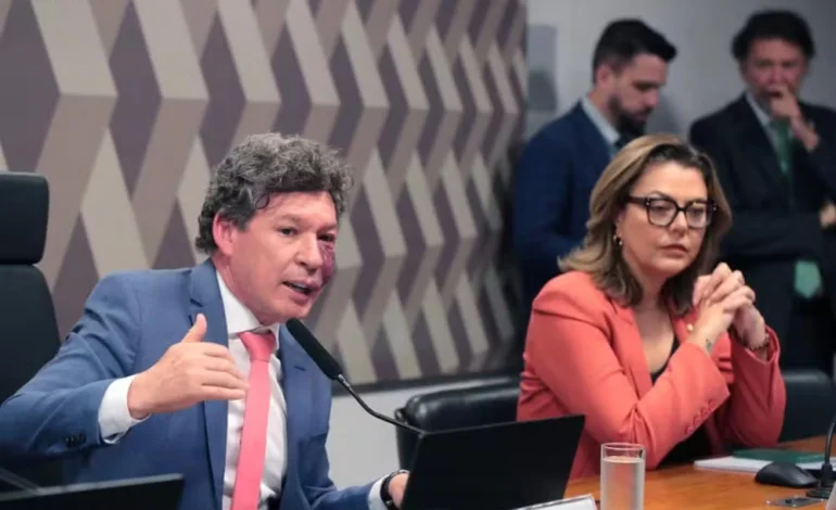 Câmara aprova fim da “taxa das blusinhas” após acordo com Lula