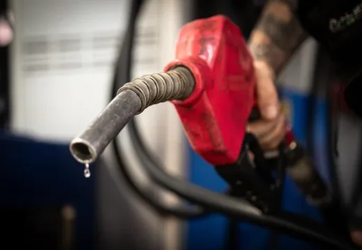 Diesel sobe para R$ 7,13 por litro e atinge maior preço desde maio, diz ANP