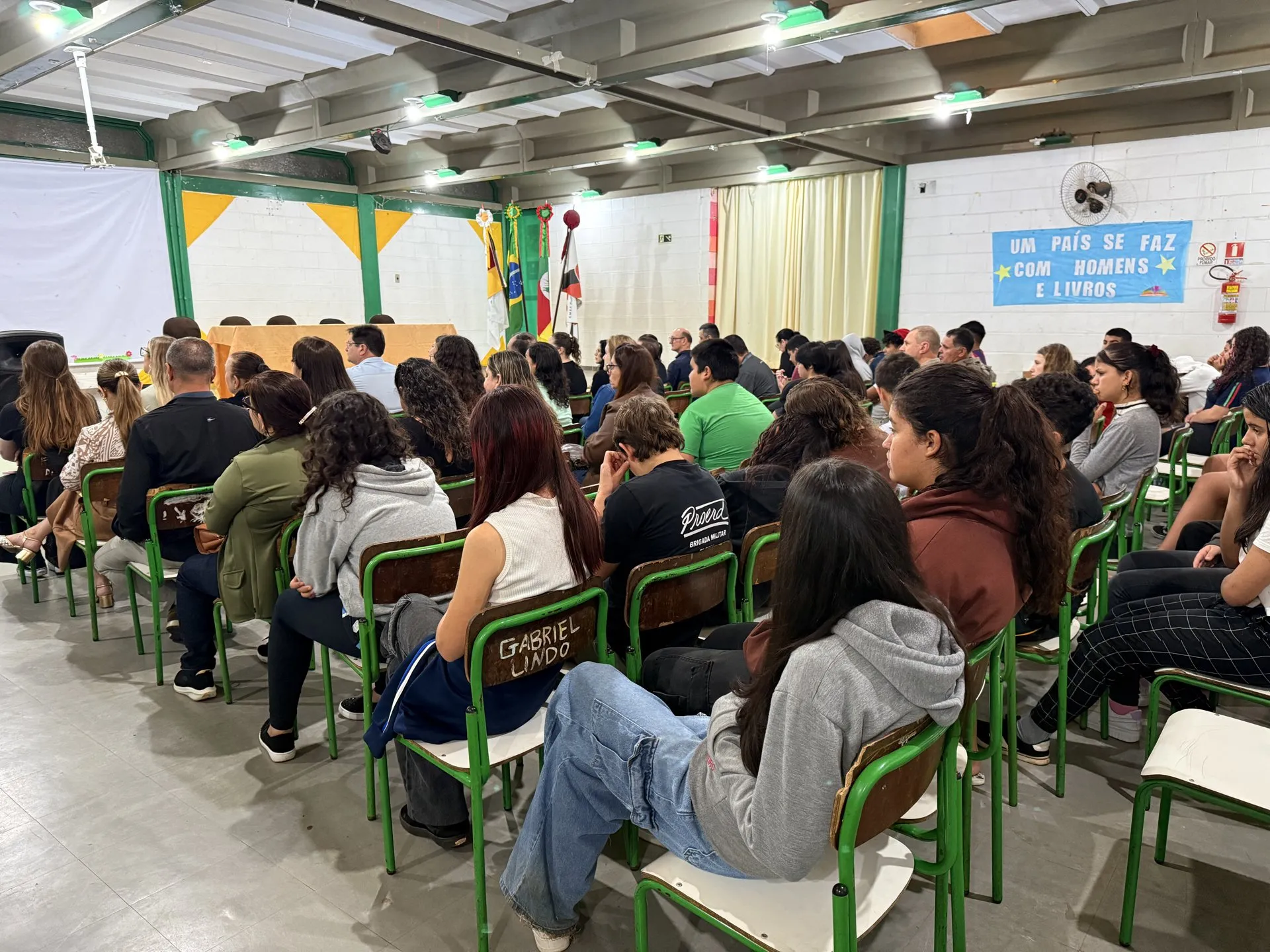 Projeto Escola Sustentável começa a ser implantado em cinco escolas de Santo Ângelo