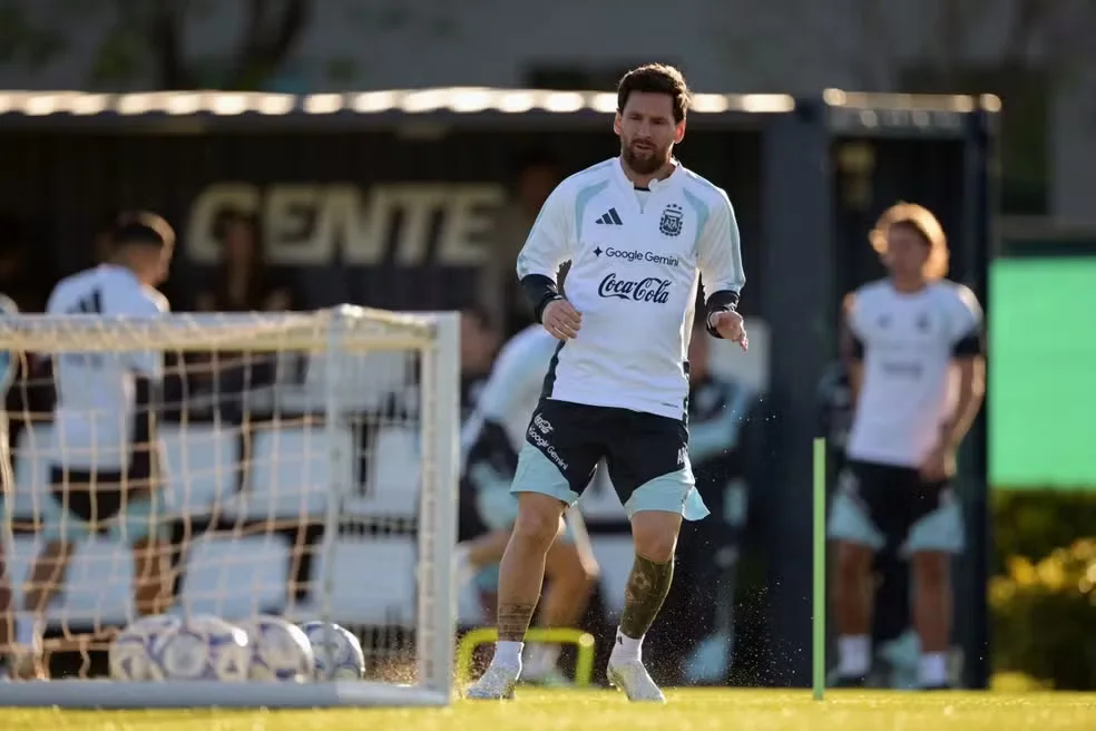 Messi se despede da seleção argentina nesta terça-feira em amistoso contra Benim