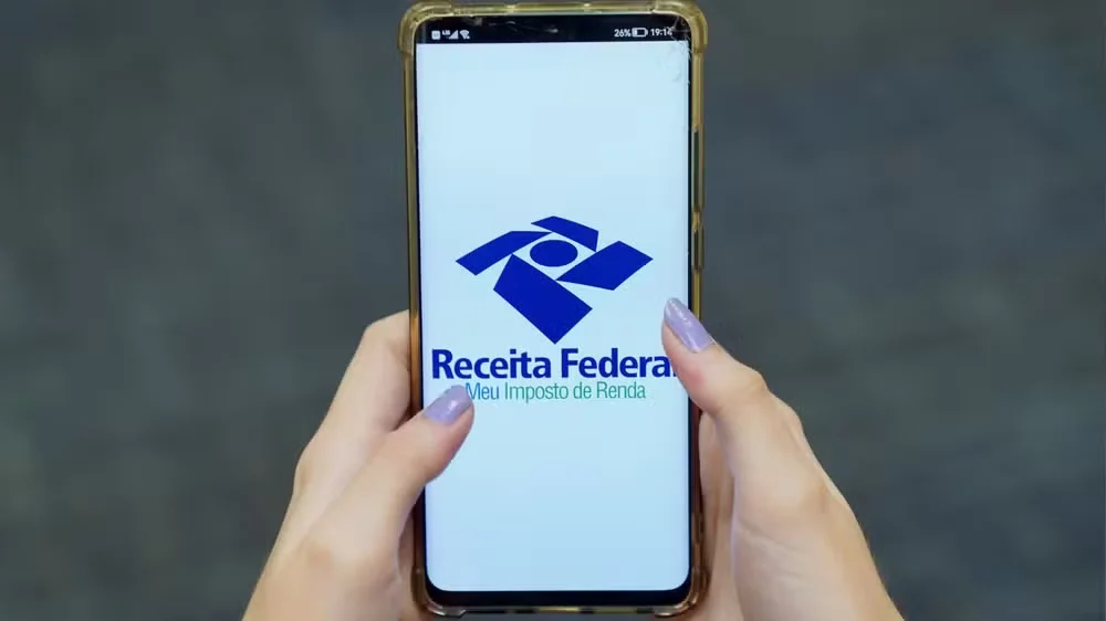 Receita Federal restitui R$ 41 bilhões no Imposto de Renda 2026; veja como consultar pendências