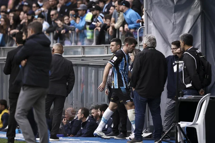 Kannemann é denunciado pelo STJD e pode pegar até seis jogos de suspensão