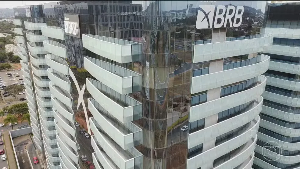 PF indicia Vorcaro, ex-presidente do BRB e mais 12 em inquérito principal do Caso Master